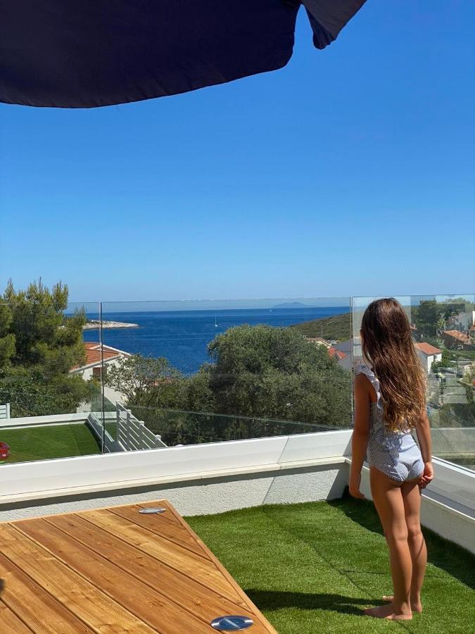 Ellavis Apartments Екстериор снимка