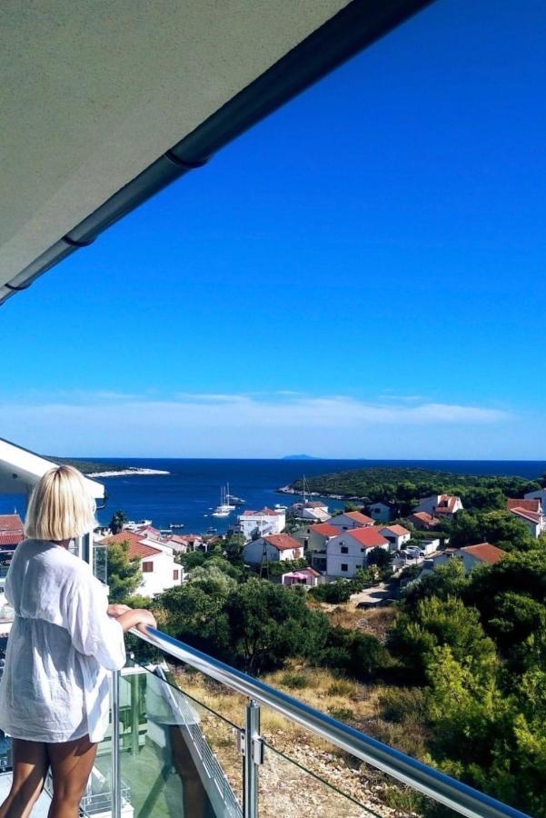 Ellavis Apartments Екстериор снимка