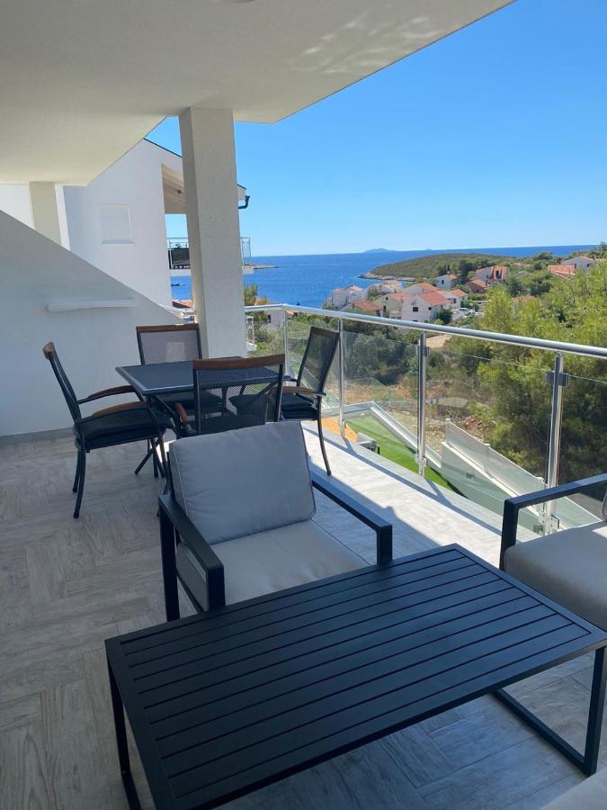 Ellavis Apartments Екстериор снимка