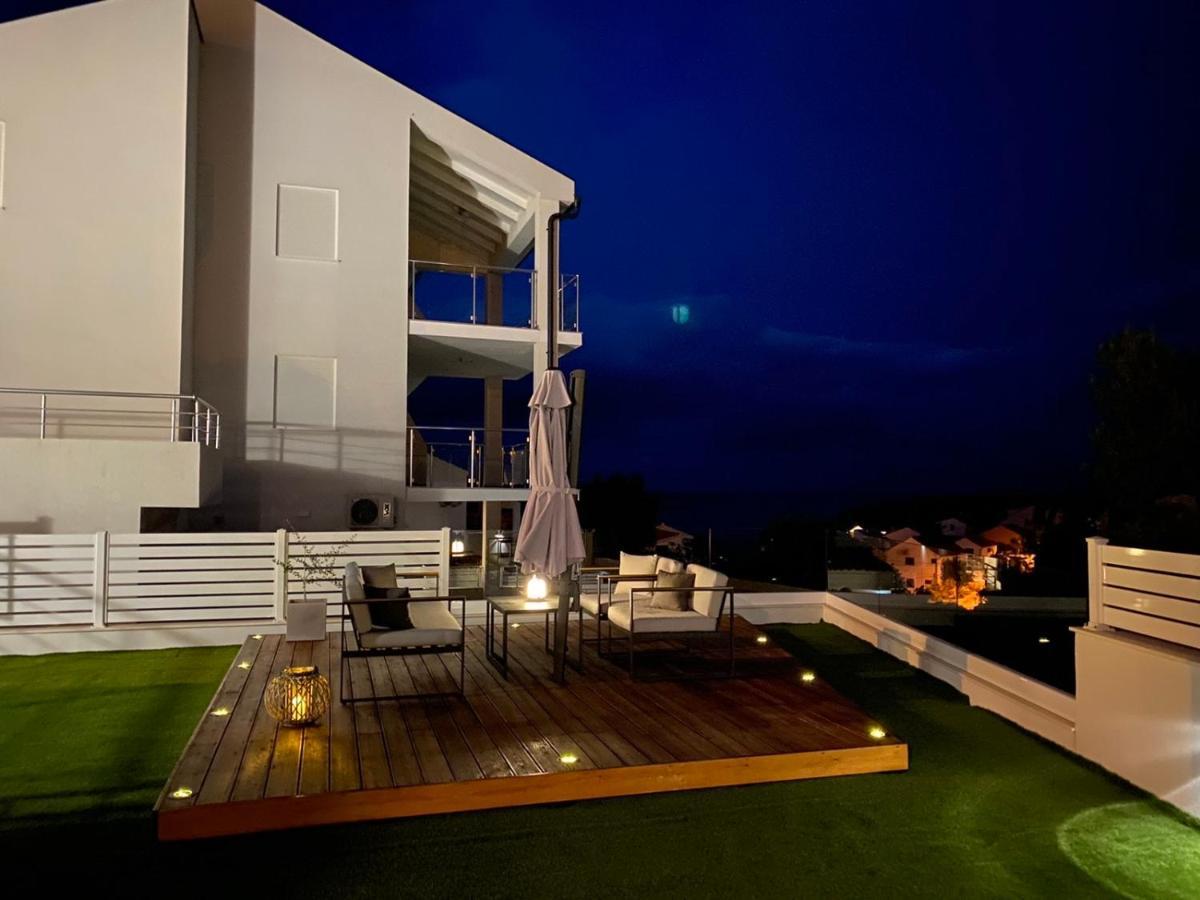Ellavis Apartments Екстериор снимка