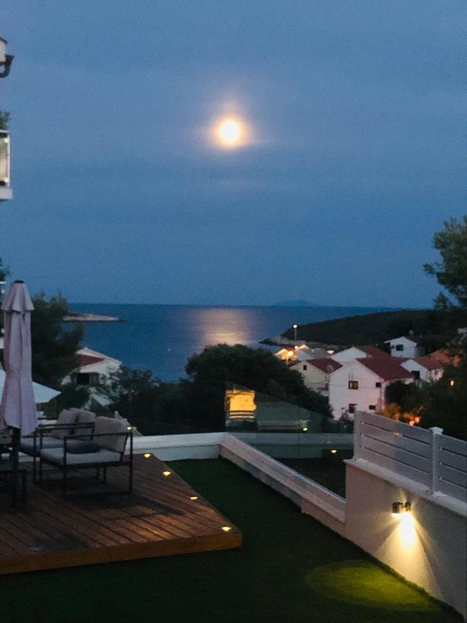 Ellavis Apartments Екстериор снимка