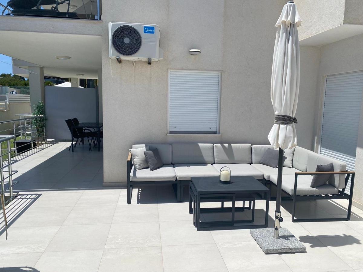 Ellavis Apartments Екстериор снимка
