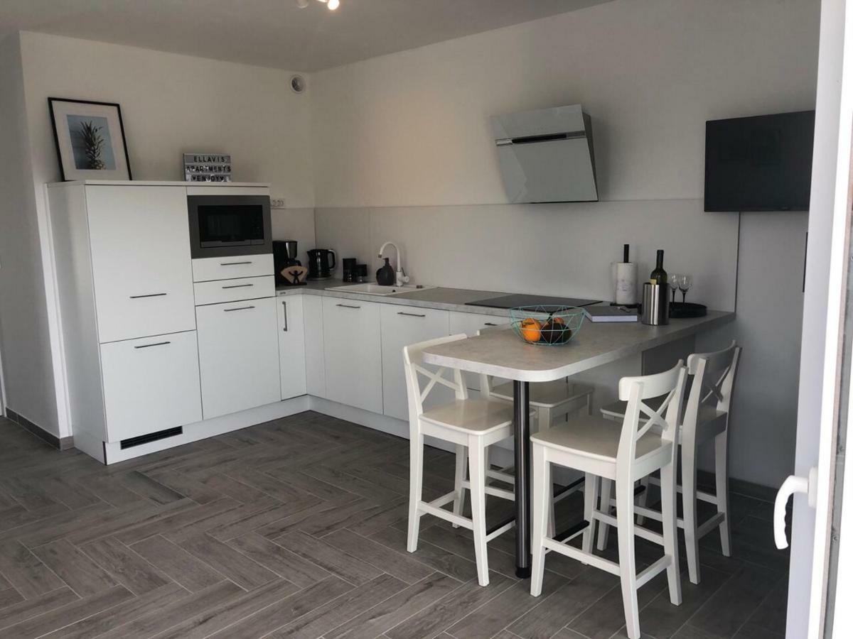 Ellavis Apartments Екстериор снимка