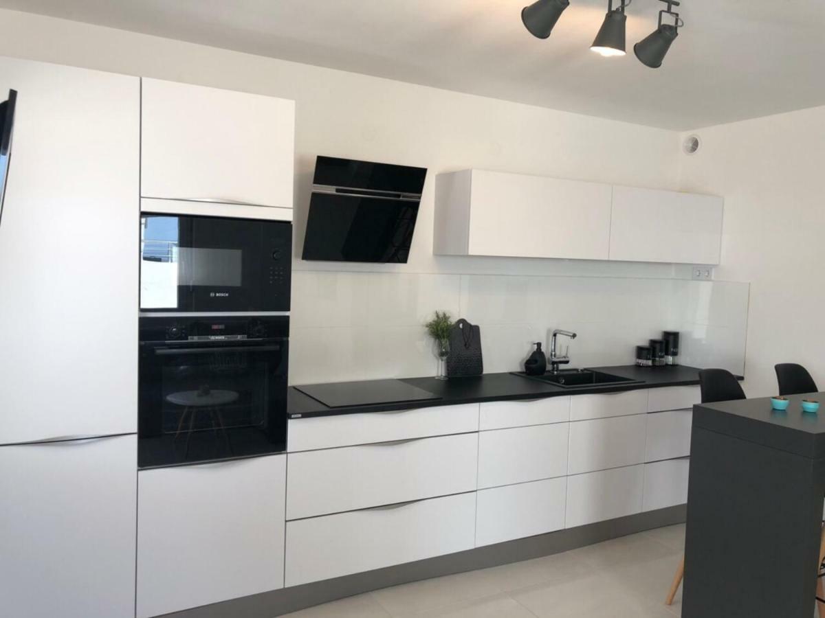 Ellavis Apartments Екстериор снимка