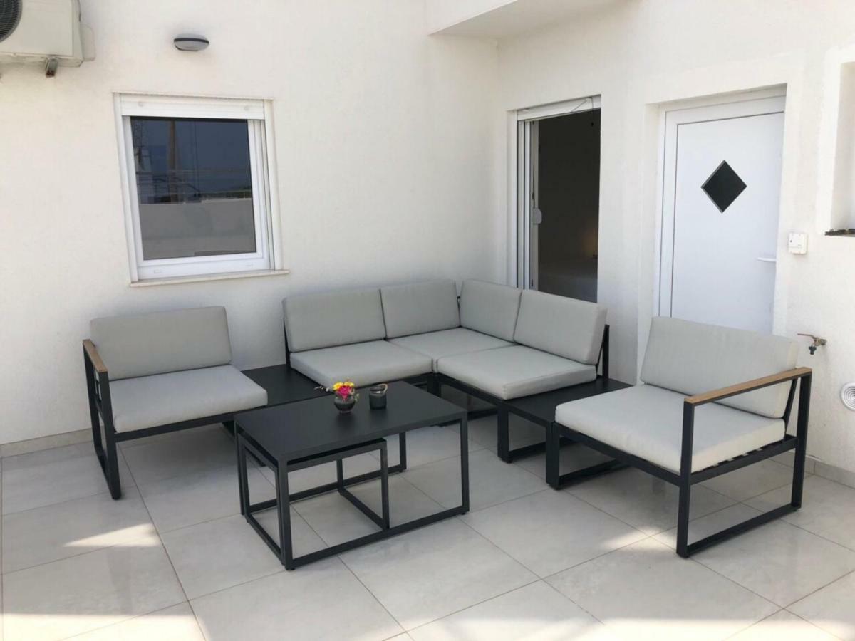 Ellavis Apartments Екстериор снимка